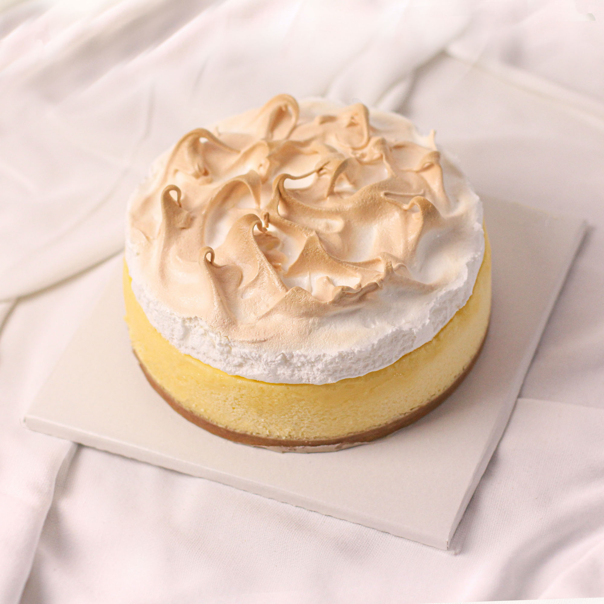 lemon-meringue-cheesecake